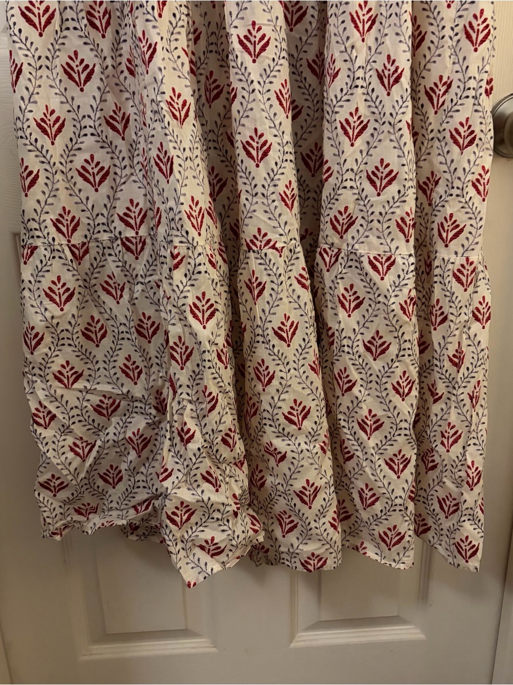 Zara Midi Floral Print V-Neck Dress in Cream and Red - Lightweight - NWT - SZ L - Picture 3 of 11